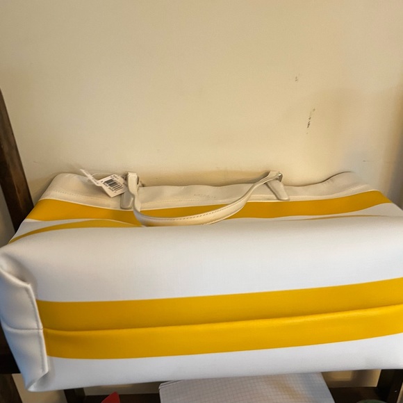 Coach yellow and white purse. NWT - Picture 6 of 7